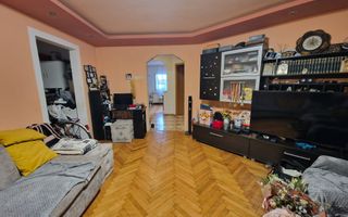 Soarelui | 3 Camere | Etaj 1 | Centrala proprie | Boxa - Poză 3