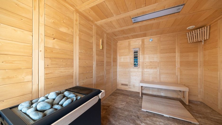 Casa 6 dormitoare+4 bai -1500 mp teren-Sacele - Poză 43