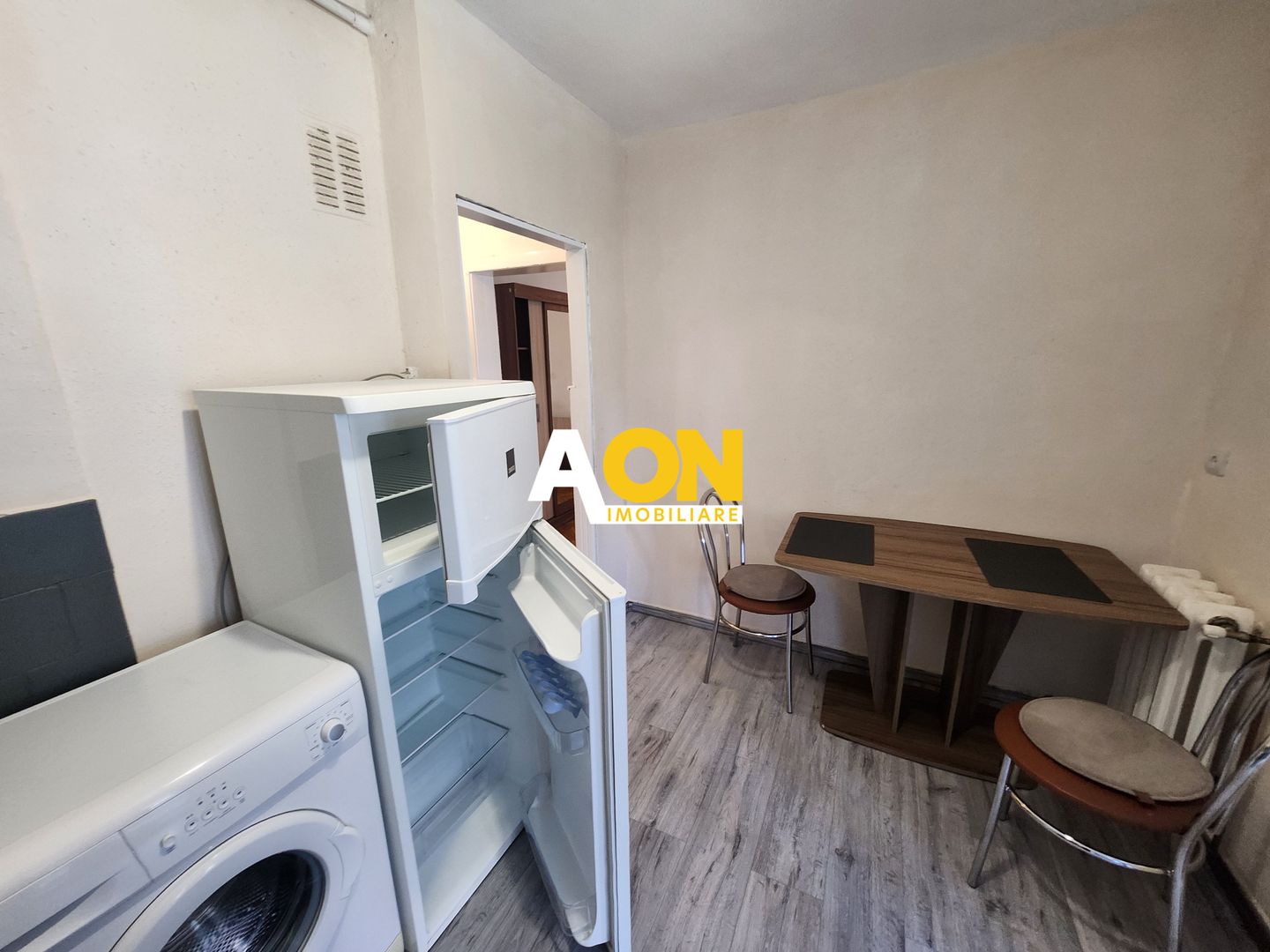 De inchiriat garsoniera, etaj 2, Cetate - Poză 3