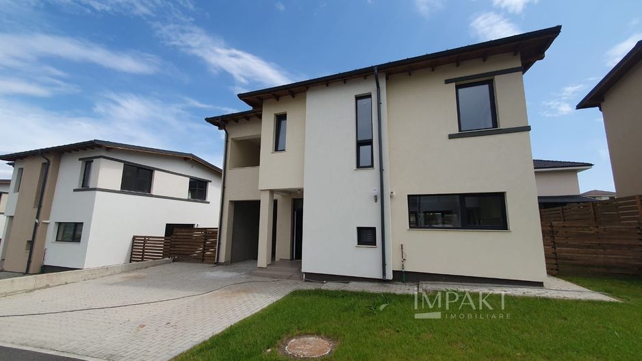 Casa Individuala Semifinisata de Vanzare in Dezmir - Poză 3