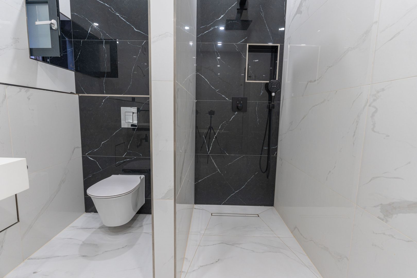 Luxury 4-Room Apartment – HERASTRAU I Parking Spots I ROVERE FURNITURE - Poză 12