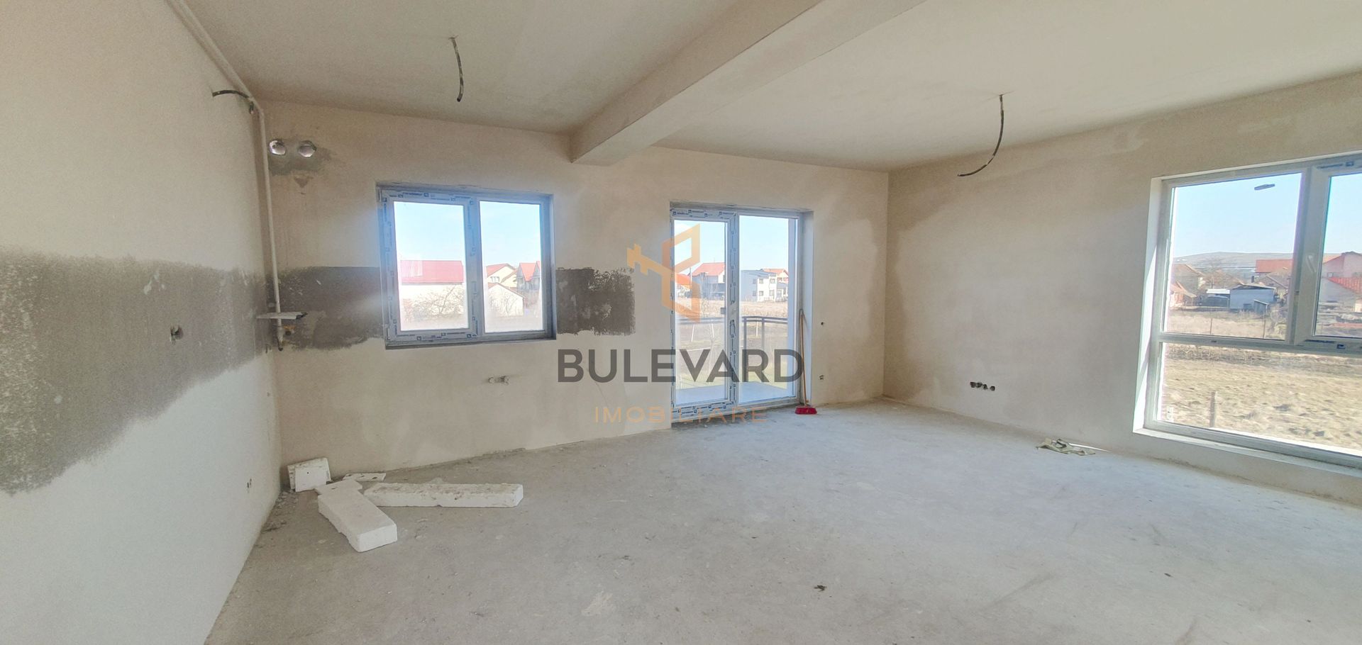 Apartament cu 3 camere, zona strazii Libertatii! - Poză 2