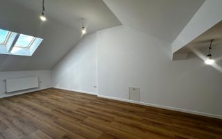 Apartament complet renovat cu scara interioara - Poză 25