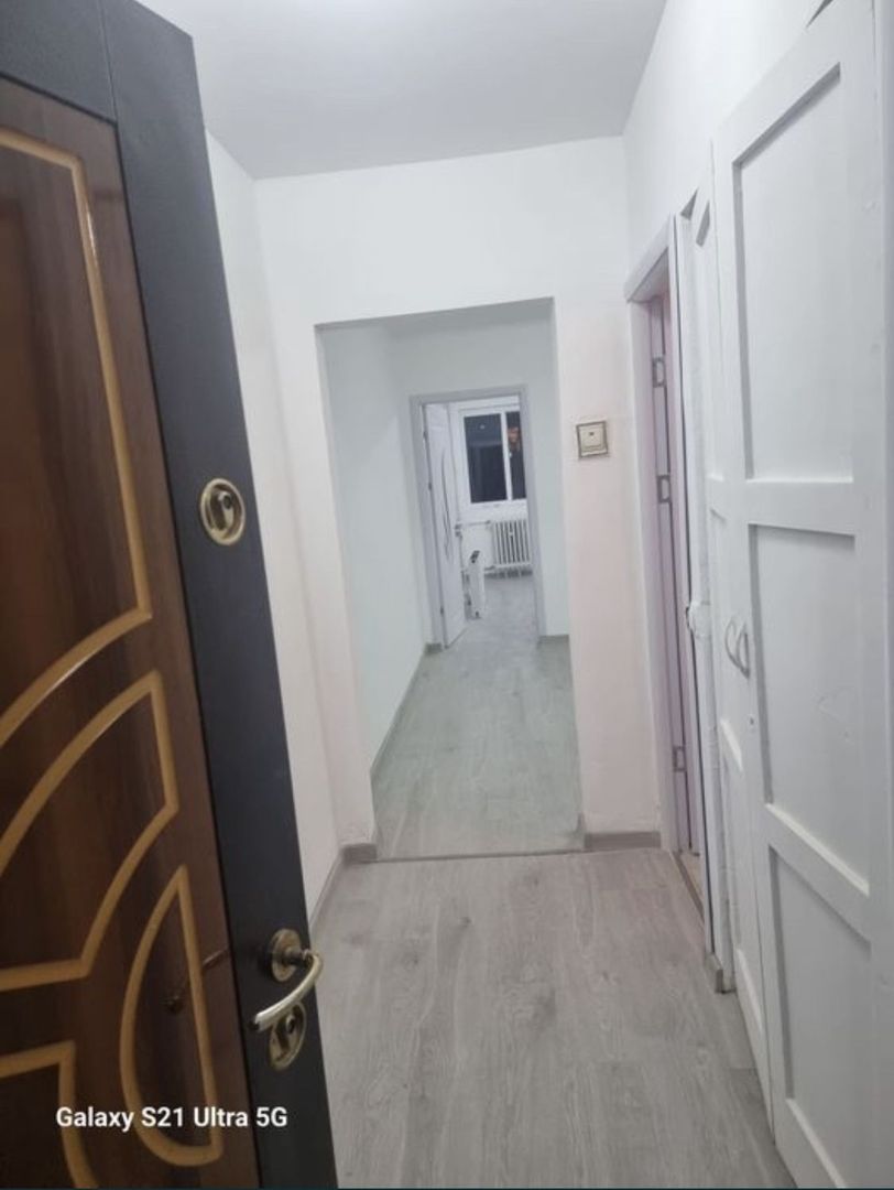 Vand apartament 3 camere - Poză 7