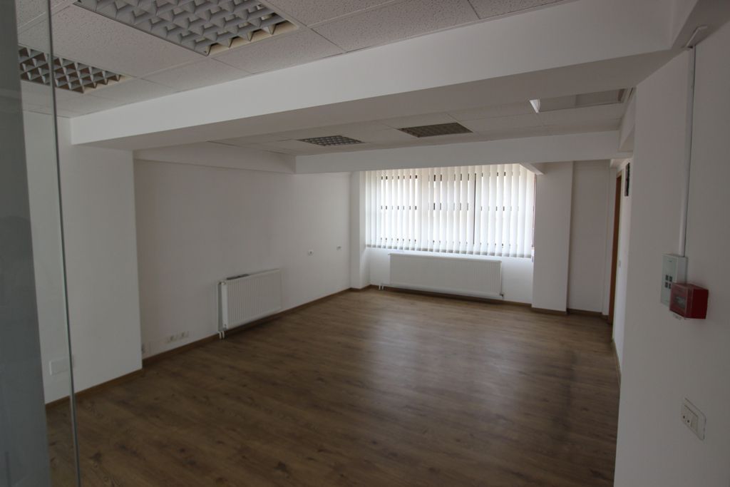 Imobil birouri in zona ultracentrala - Poză 11