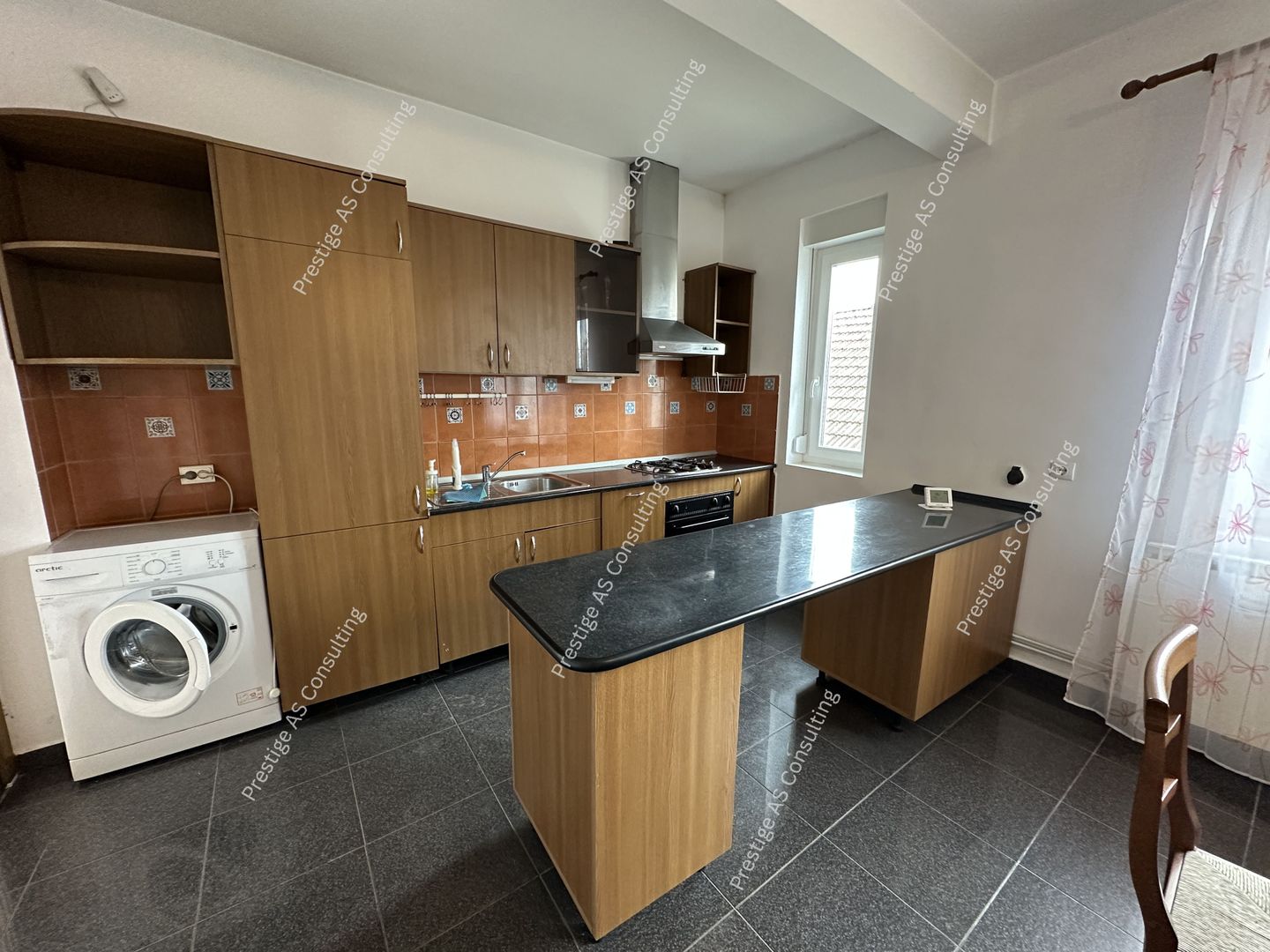 Apartament 3 camere Etaj 1 | Zona Crisan - Poză 9