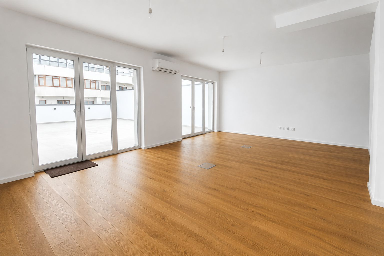 Penthouse 4 camere 111 mp Terasa 78 mp 2 locuri parcare Doamna Stanca - Poză 1