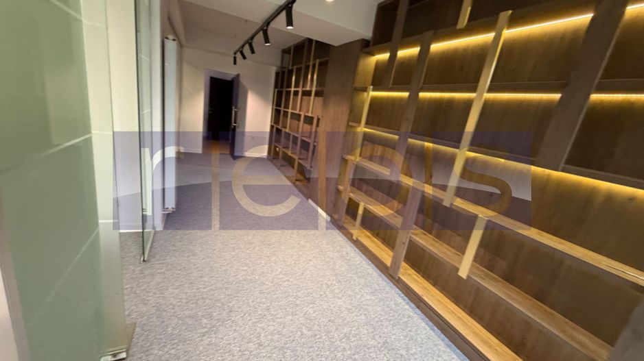 SPATIU BIROURI DE INCHIRIAT | 210 MP | DUPLEX | VITRINA STRADALA | IDEAL FIRME - Poză 4
