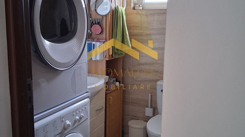 -Casa Individuala - 4 camere -teren generos - - Poză 8