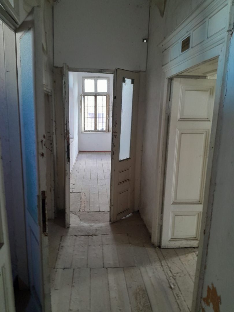 Casa 420,81 mp + teren 566 mp - Ultracentral - Unirii - Poză 11
