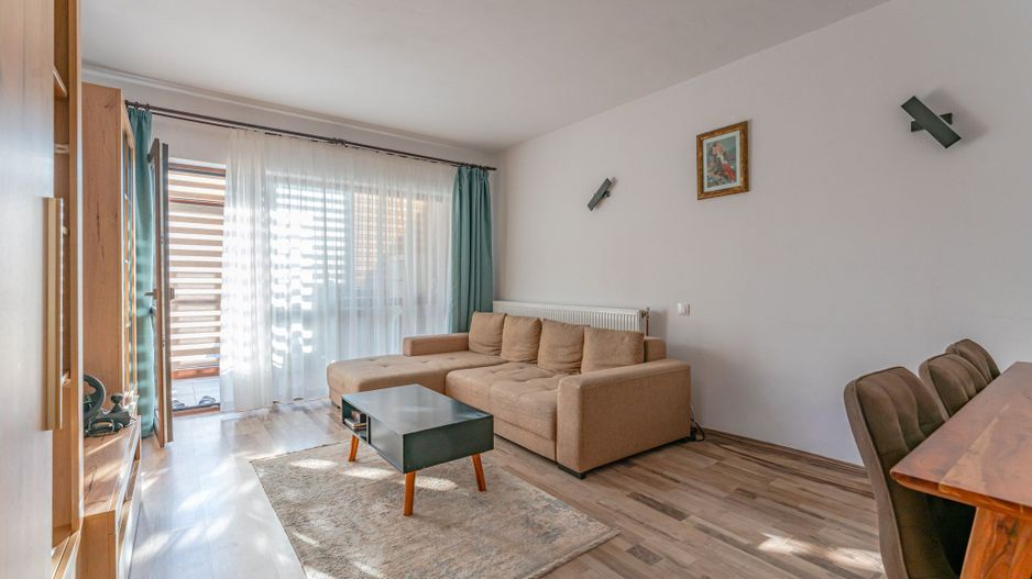 Apartament Sânpetru | 70 mp Suprafață Totală + Curte Proprie | Parcare - Poză 2