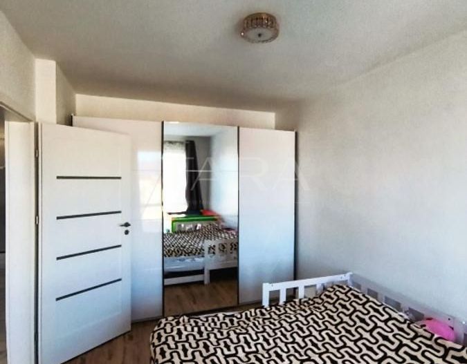 Apartament modern cu 3 camere, 65 mp + balcon 12 mp. - Poză 6