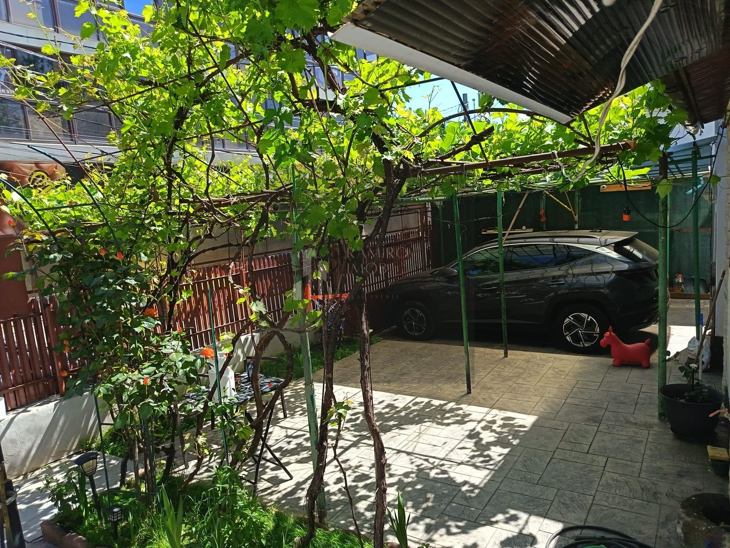 Casa individuala Metrou Piata Sudului Sector 4 - Poză 2