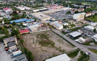 Teren intravilan 9600 m2, central, zona comerciala, Campina, Prahova - Poză 1