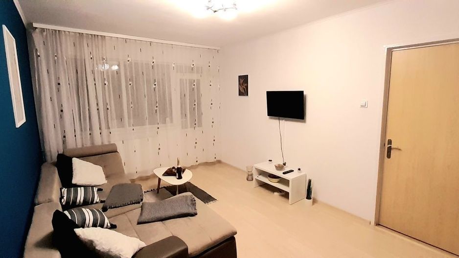 De vanzare Apartament 2 camere Apusului - Poză 2