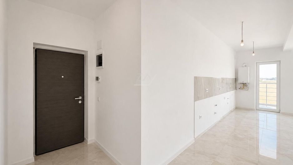 Bloc nou cu finisaje superioare. Etaj intermediar. Loc de parcare - Poză 4