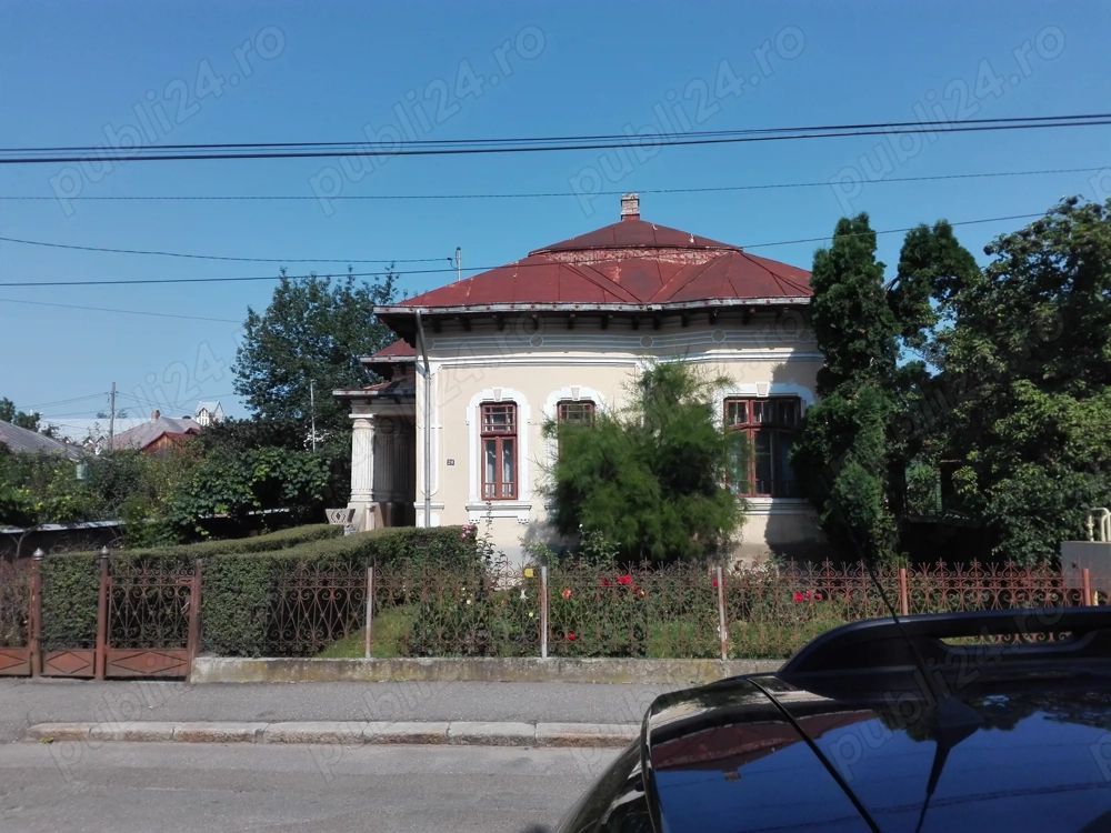 Vand casa in zona centrala  Falticeni - Poză 3