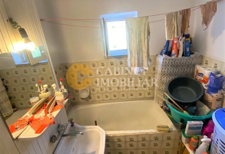 Etaj 2,  apartament cu 2 camere decomandat zona Galata-Lidl - Poză 5