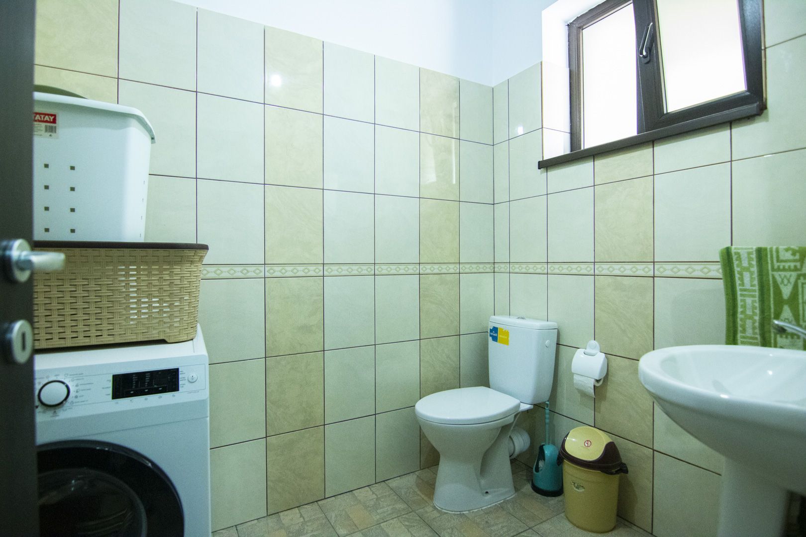 Casă / Vilă, 5 camere, teren 690 Mp., Prelungirea Ghencea - Maracineni - Poză 41