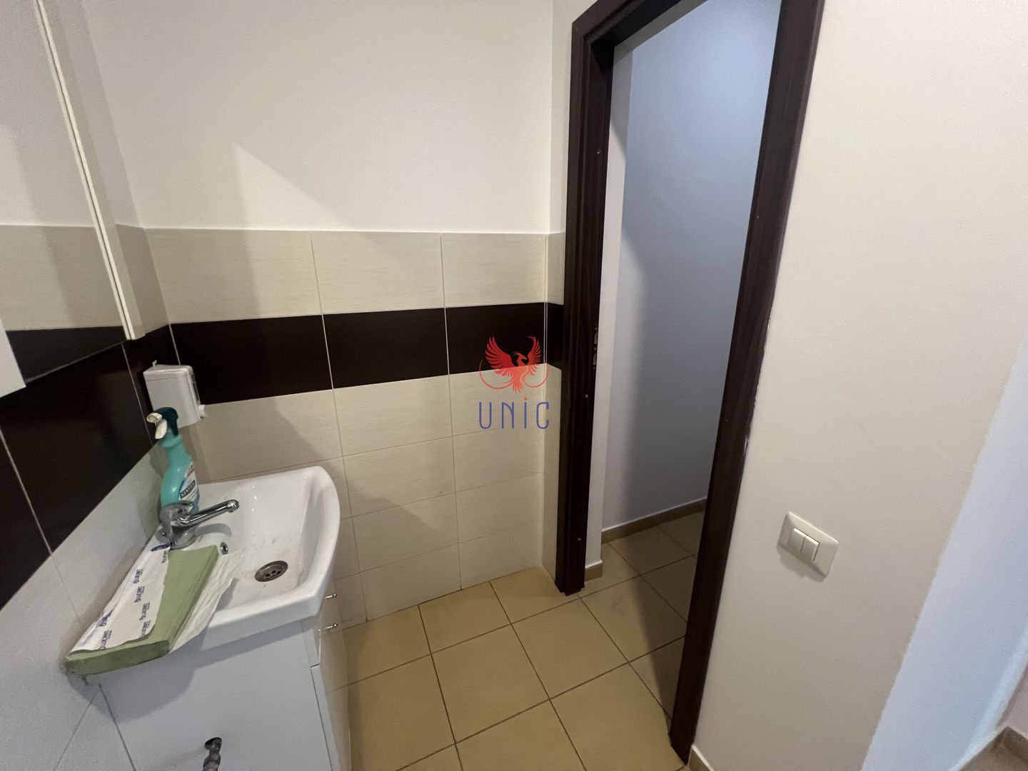 Spatiu Comercial / Birouri Central - Poză 6