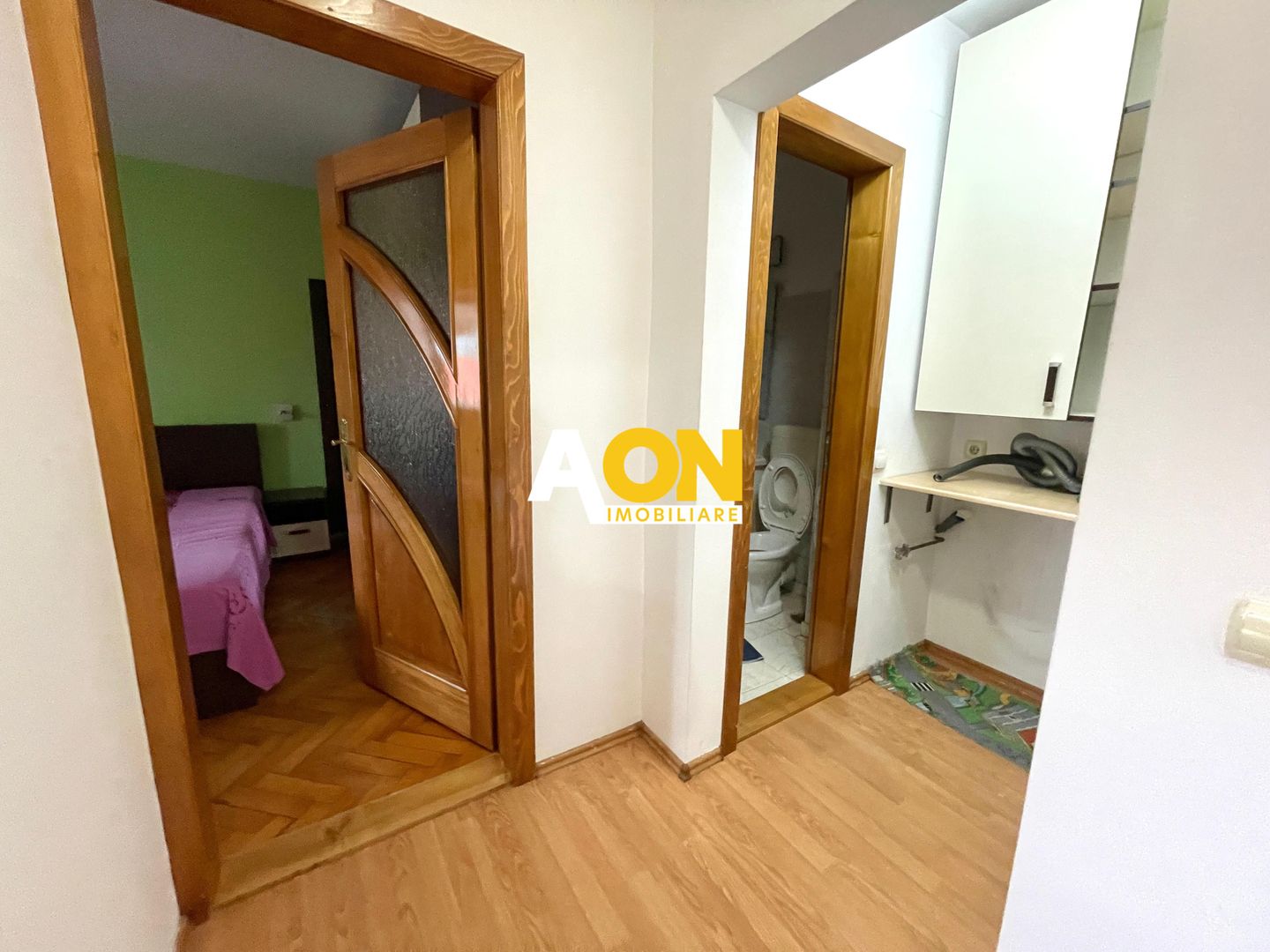 Apartament cu 3 camere, 2 bai, loc de parcare, boxa, zona Liceul Sport - Poză 10