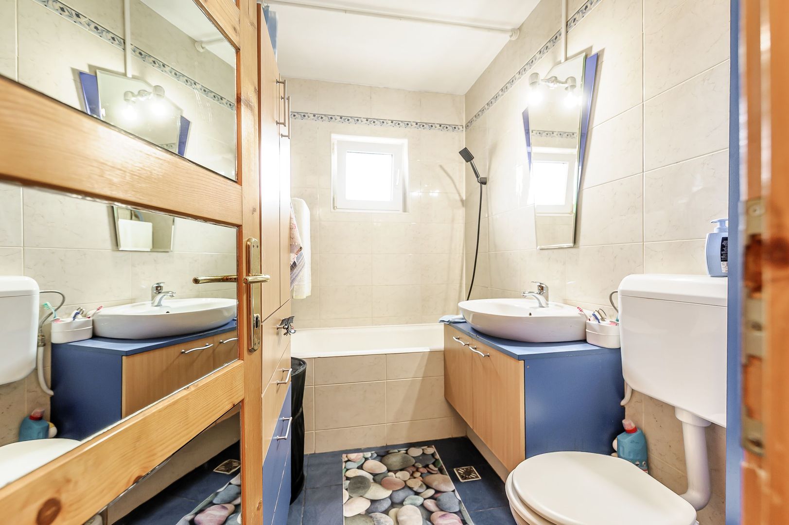 Vandut Apartament cu 3 camere decomandat in Alfa Comision 0 - Poză 8