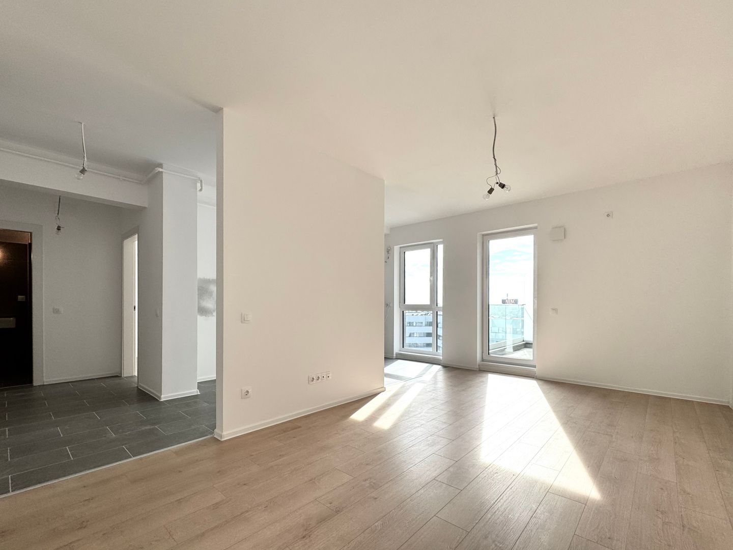 Apartament 3 camere Zona Mall Colosseum-Lacul Străulești - Poză 7