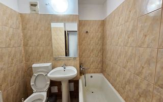 Apartament 3 camere, etaj 2, zona ultracentrala - Poză 9