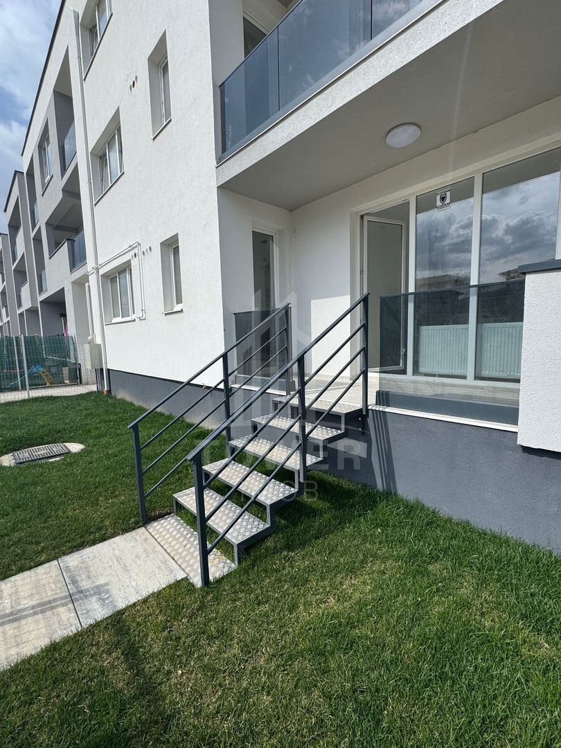 Apartament 3 camere de vânzare in Șelimbăr zona Pictor Brana - Poză 2