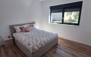 Casa individuala parter cu garaj - Dumbravita - Poză 15