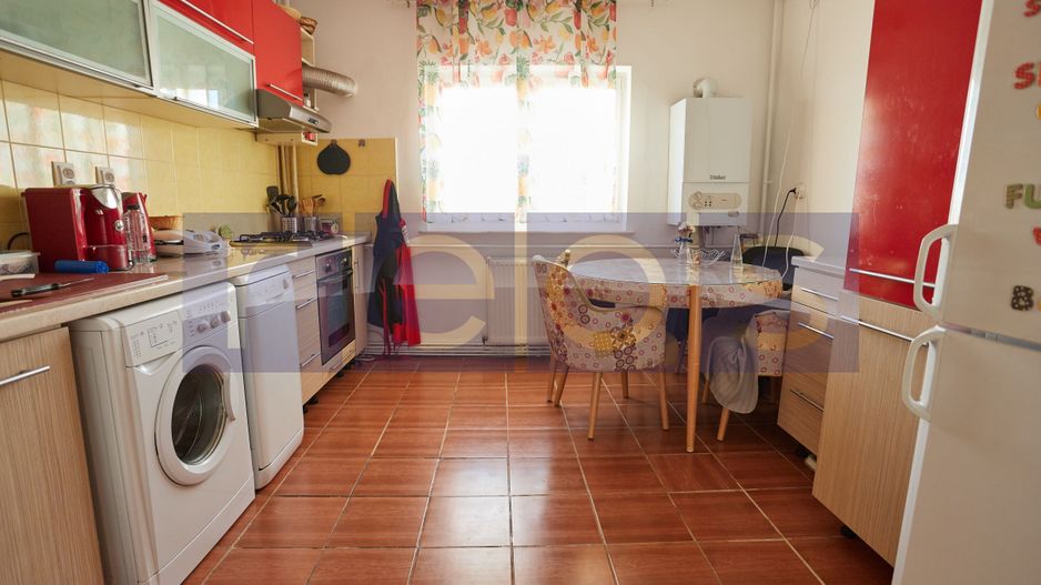 Apartament 2 camere Vitan decomandat centrala termica 58 mp utili - Poză 8