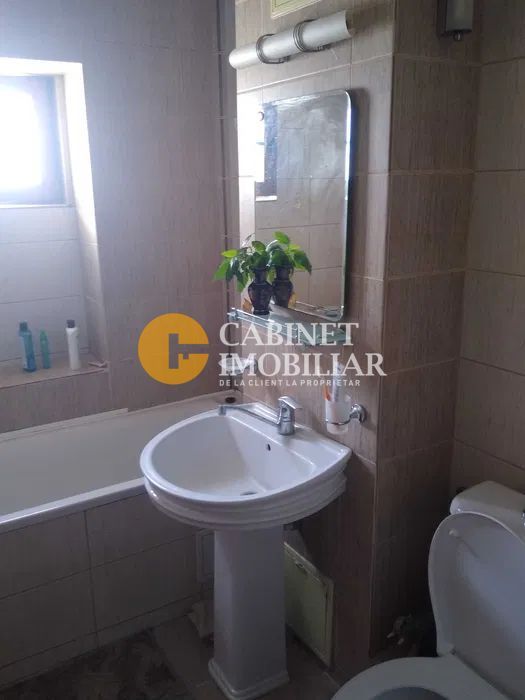 Nicolina - 4 Camere Decomandat - Etaj Intermediar +2 Bai -Bloc 1990 - Poză 6