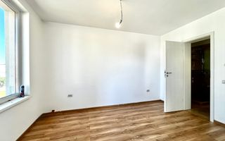 Duplex spațios și luminos | Giroc | Ideal locuință/ birou / grădiniță - Poză 22