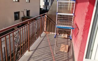 Apartament 3 camere, 2 balcoane ,parcare, zona Terra - Poză 3