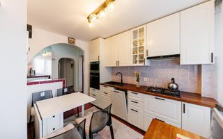 apartament 4 camere zona Circumvalatiunii - Poză 2