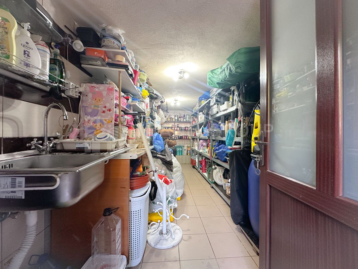Vilă elegantă în Sinaia pe Calea Prahovei - Poză 18