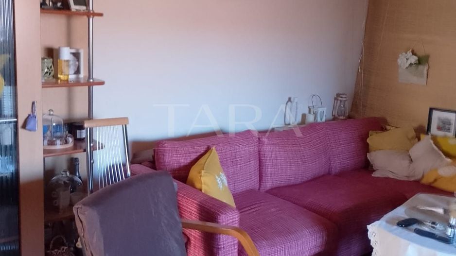 Apartament la casa, curte interioară,  foișor cu grill. - Poză 1