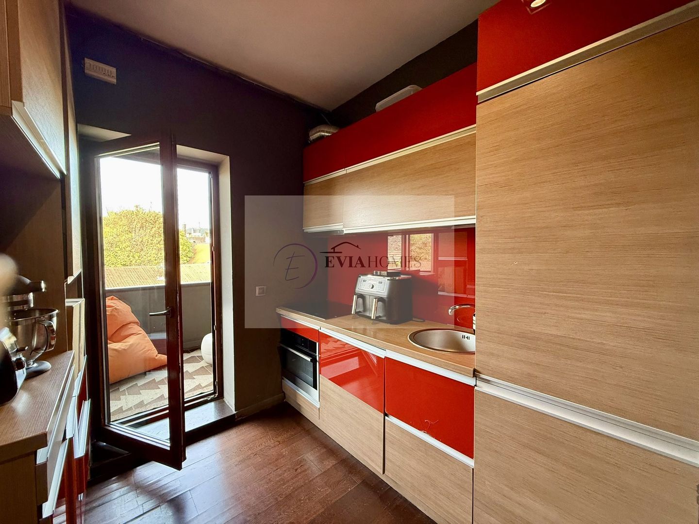 Ultracentral/3 camere/3 băi/Zona Cinema Victoria - Poză 7