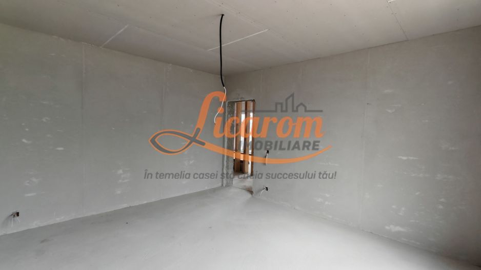 Casa la cheie in CRISTIAN pe Parter, zona de vile,270.000 euro - Poză 10