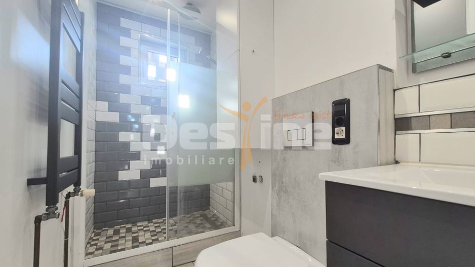 De închiriat apartament 2 camere- Zona Tomis Nord - Poză 9
