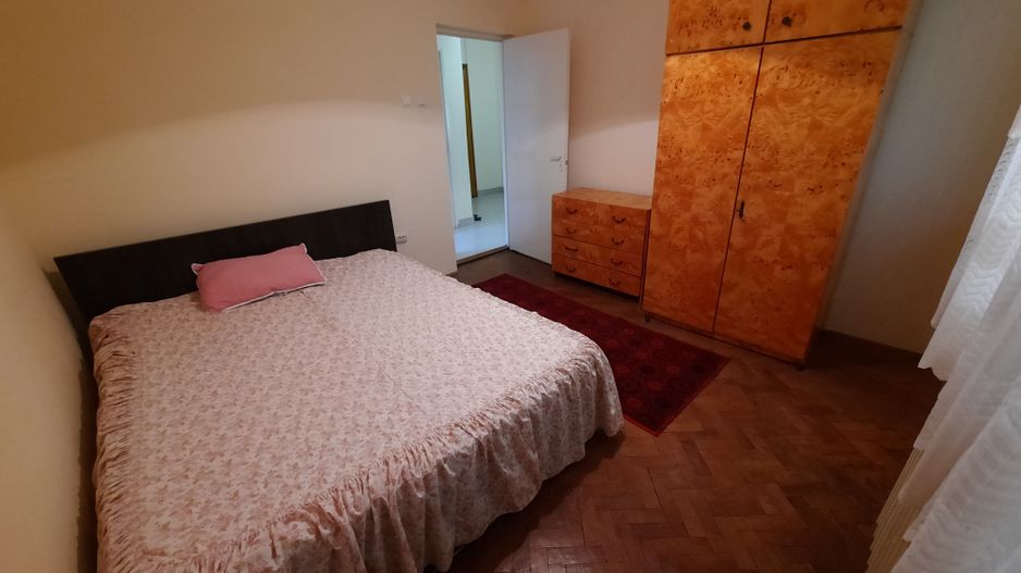 Apartament 2 camere. Zona centrala! - Poză 13