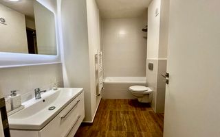 Garsoniera la cheie, etaj 1 - jaluzele electrice - 38 mpu + balcon - Poză 6