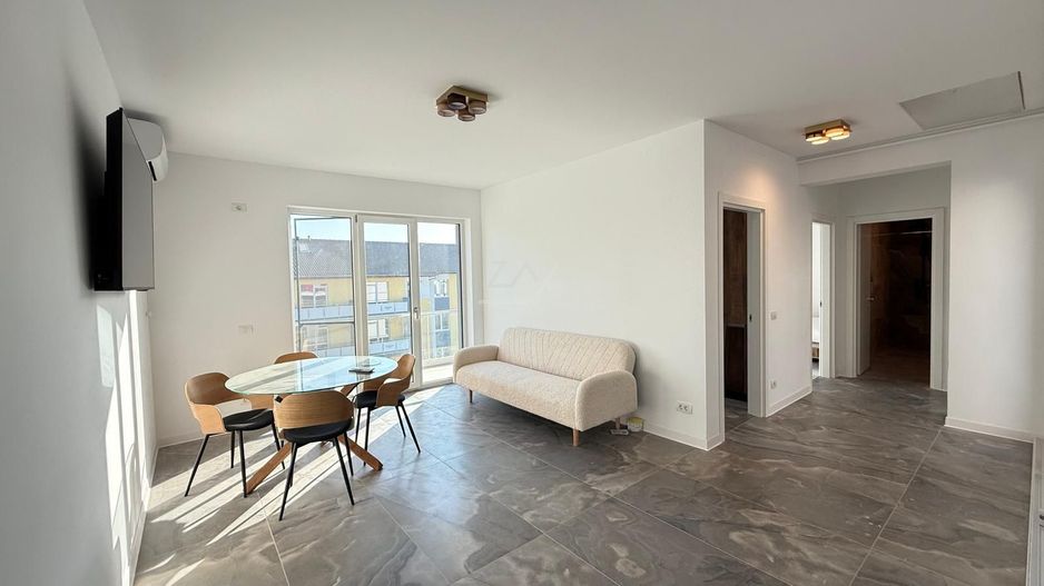 Bloc finalizat. Bucatarie inchisa. Loc de parcare. Spatiu depozitare. - Poză 1