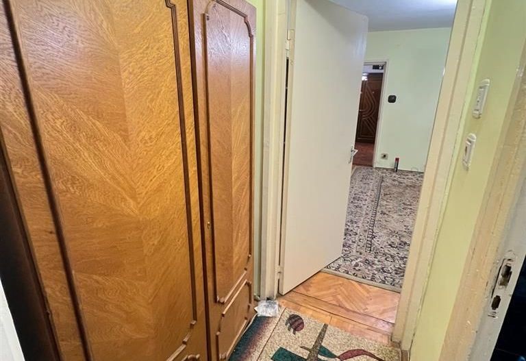 2 cam Girocului parter inalt  cu balcon - Poză 18