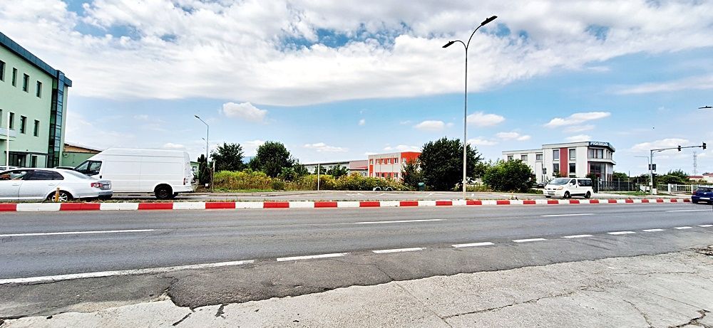 Teren in zona comerciala, 7100mp pe Calea Feldioarei (DN13) - Poză 4