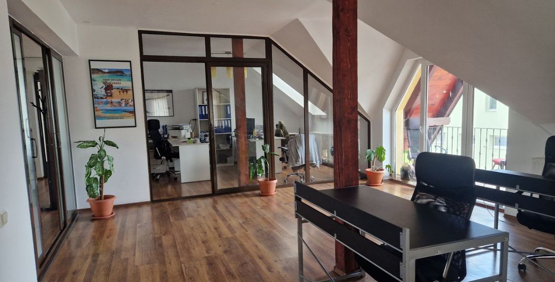 Birouri/diverse destinatii, 120mp utili, locuri parcare proprii - Poză 1