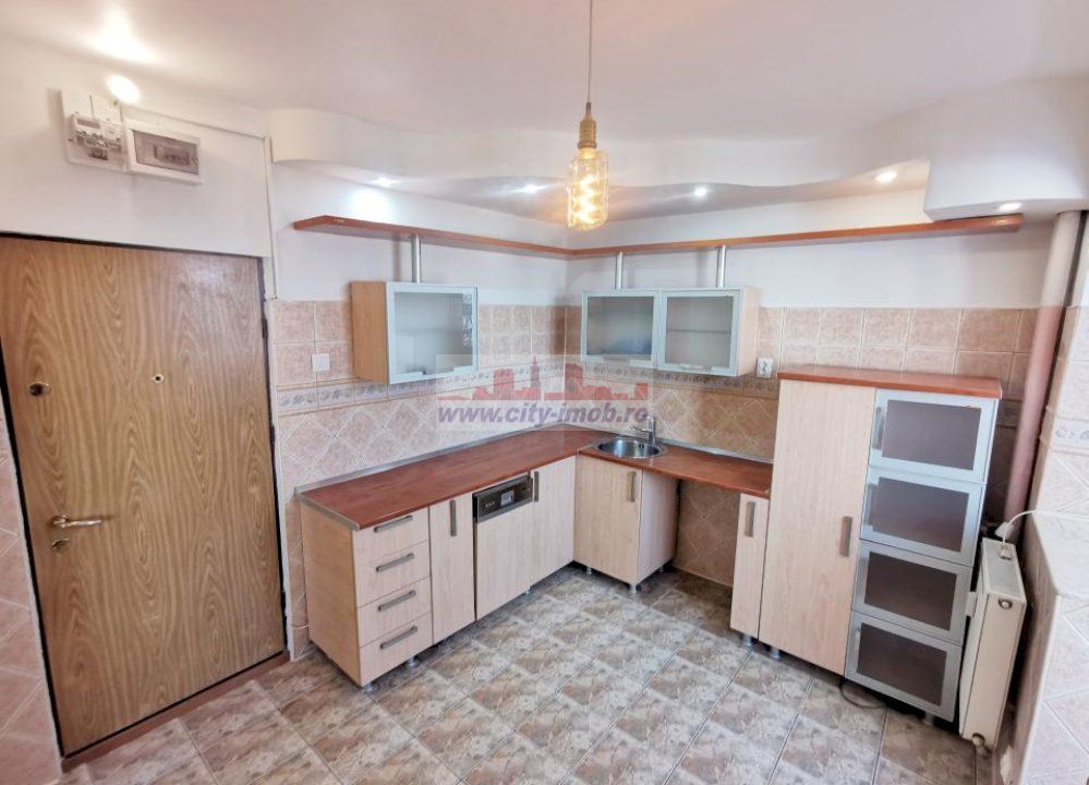 Vanzare Apartament 2 camere Mihalache, 115.000 euro,  Renovat Integral - Poză 8