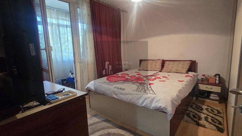 3 camere 5 minute METROU 1 DECEMBRIE/decomandat/centrala - Poză 3