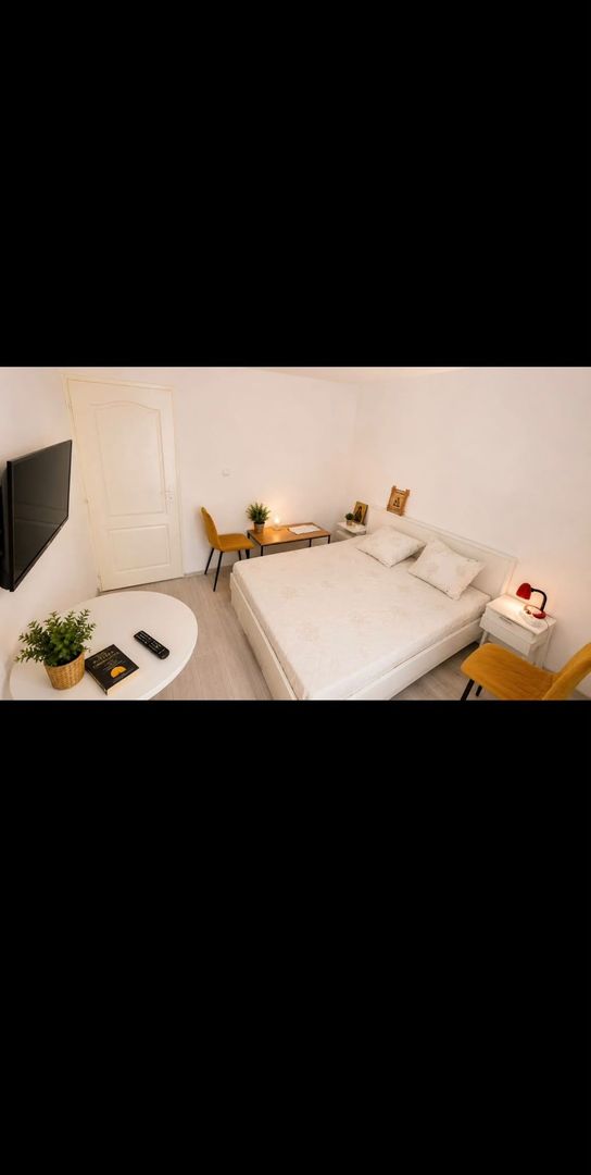 Apartament de vanzare - Poză 2