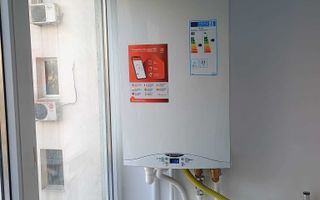 Apartament 3 camere centrala proprie renovat Favorit - Poză 2